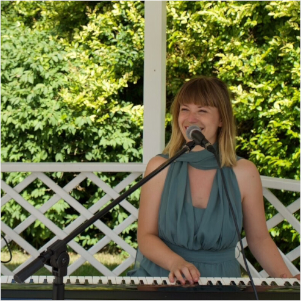 Foto 4 van Alya Blue