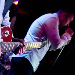 Foto 1 van Backstabbers