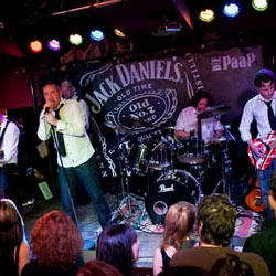 Foto 3 van Backstabbers