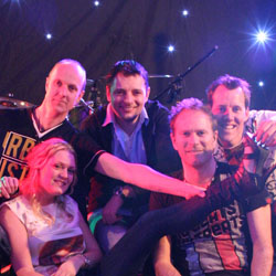 Foto 2 van Hens
