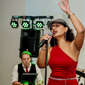 Foto 1 van Sadie and The Pianist