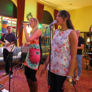 Foto 1 van Supershaker