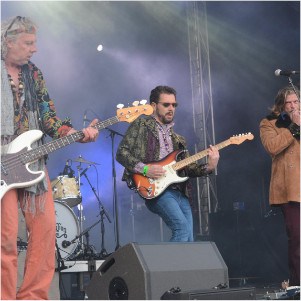 Foto 4 van The Revolution