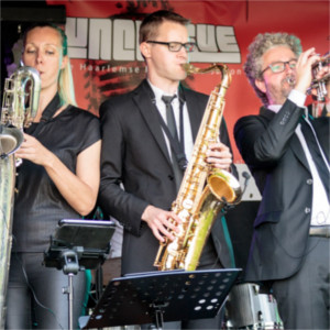 Foto 5 van True To Sue