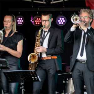 Foto 8 van True To Sue